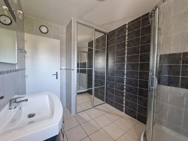 Maison Laval 4 pièce(s) 91.85 m2