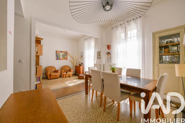 Maison à vendre 5 pièces 127 m² Nîmes