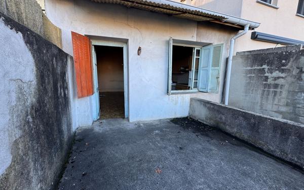 Maison à vendre    4 pièces •  Genilac