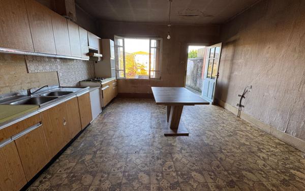 Maison à vendre    4 pièces •  Genilac