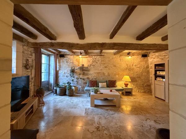 MAISON DE VILLAGE Bourdeilles