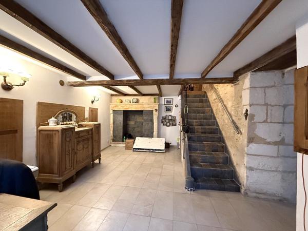 MAISON DE VILLAGE Bourdeilles