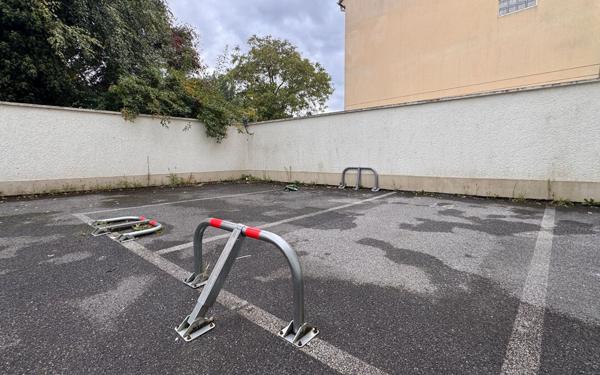 Stationnement à vendre    Pontault-Combault