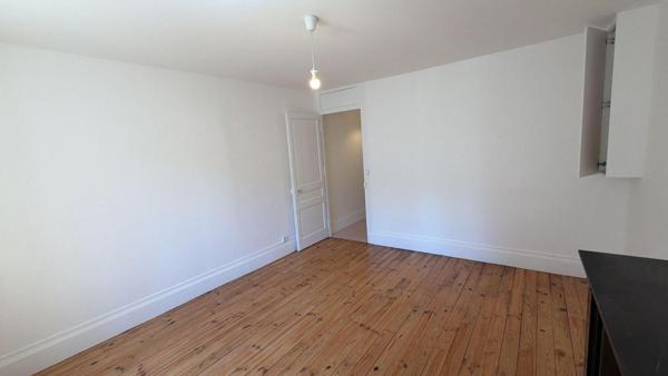 OULLINS - 44 boulevard Emile Zola 69600 OULLINS A ...