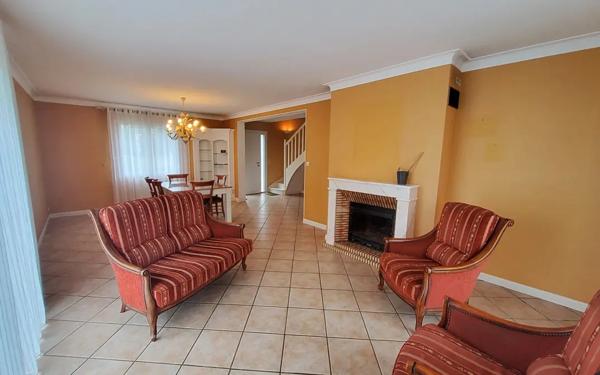 MAISON 3 CHBRES - CHEMILLE - VIE PLAIN PIED POSSIBLE