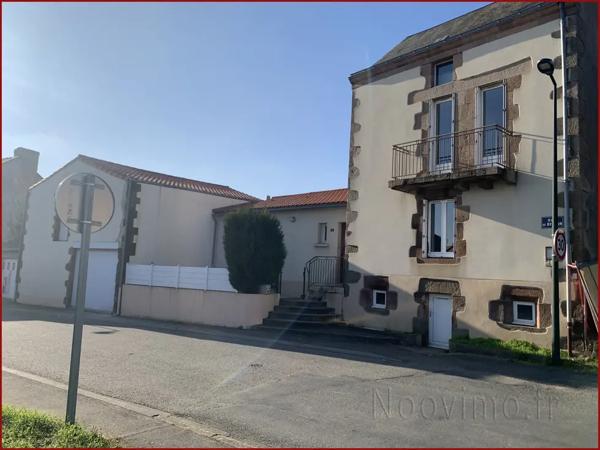 Maison de bourg 75 M2 avec garage et jardin