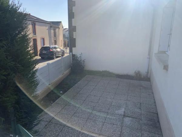 Maison de bourg 75 M2 avec garage et jardin