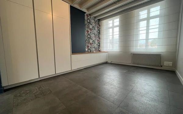 Maison à vendre    7 pièces • 233 m2 Denain