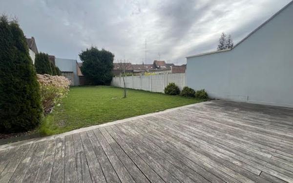 Maison à vendre    7 pièces • 233 m2 Denain