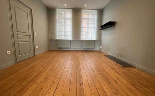 Maison à vendre    7 pièces • 233 m2 Denain
