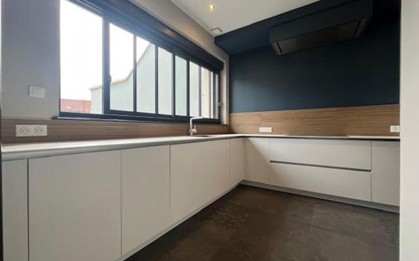 Maison à vendre    7 pièces • 233 m2 Denain