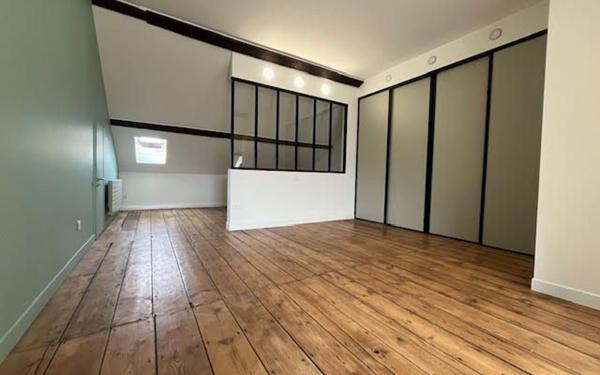 Maison à vendre    7 pièces • 233 m2 Denain