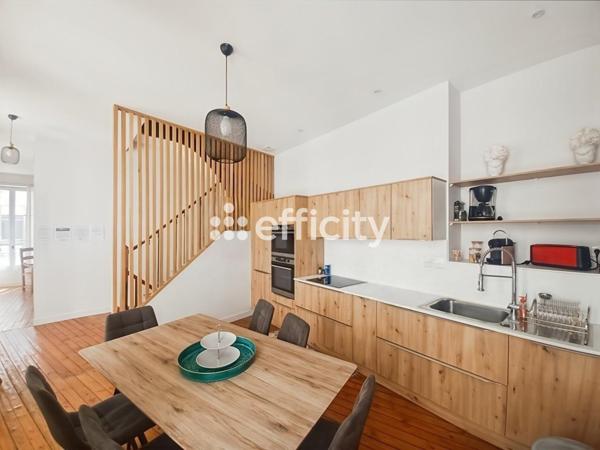 Maison 9 pièces - 206 m²