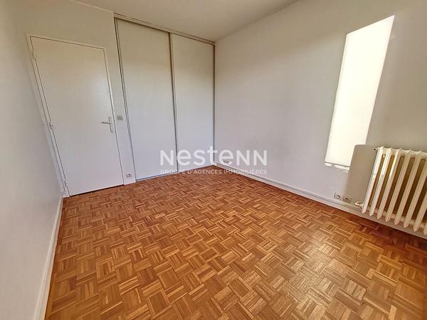 PLAISIR : A louer Appartement 3 pièces avec balcon exposé sud