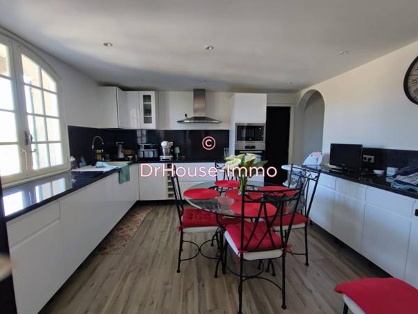 Maison à vendre 8 pièces de 198 m²