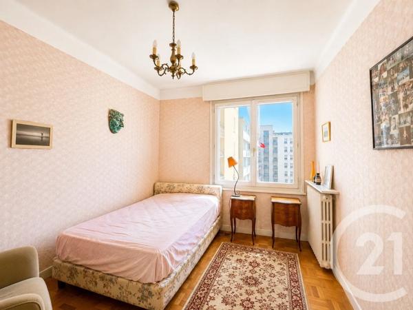Appartement F4 à vendre  4 pièces - 94 m 2   ANNECY  - 74