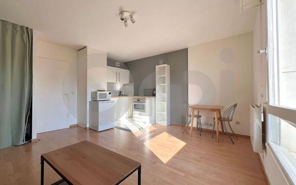 Appartement à louer    1 pièce • 27,54 m2 Chennevières-sur-Marne