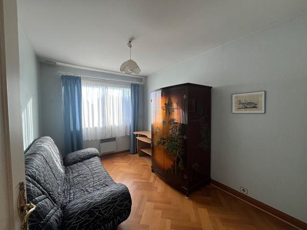 Maison familiale avec grand jardin