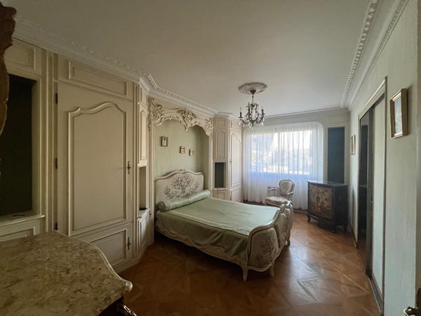 Maison familiale avec grand jardin