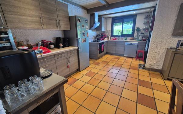 Maison à vendre    7 pièces •  Baraqueville