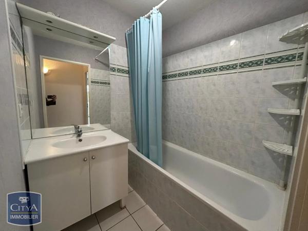 Appartement à louer 2 pièces 48.18m²