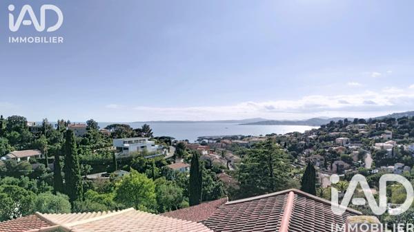 Maison à vendre 6 pièces 199 m² Roquebrune-sur-Argens