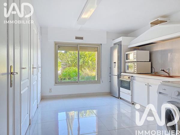 Maison à vendre 6 pièces 199 m² Roquebrune-sur-Argens