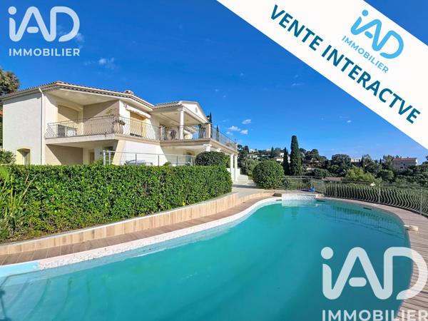 Maison à vendre 6 pièces 199 m² Roquebrune-sur-Argens