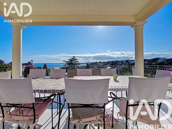 Maison à vendre 6 pièces 199 m² Roquebrune-sur-Argens