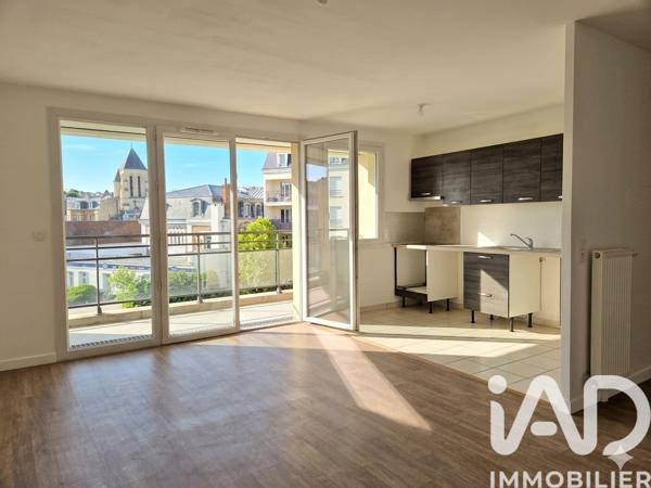 Location appartement 3 pièces 67 m² Corbeil-Essonnes