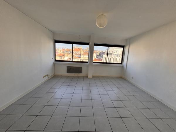 T2-Canebiere-49.88 m²