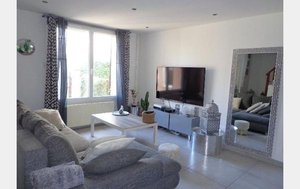 Vente Maison rénové(e) Le chambon-feugerolles   