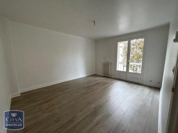Appartement à louer 2 pièces 40.76m² Vichy (03200)