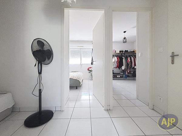 Appartement à louer La Roche Sur Yon : 3 pièces, 54m² avec 2 chambre(s) à 690€ - AJP Immobilier La Roche-sur-Yon