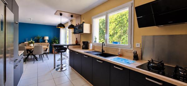 Maison familiale récente à Saint-Georges-du-Bois : 4 chambres, garage et terrain sans vis-à-vis