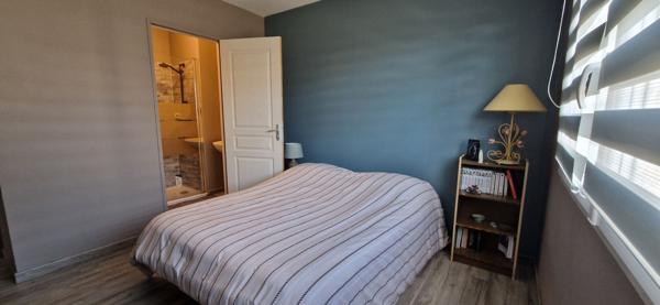 Maison familiale récente à Saint-Georges-du-Bois : 4 chambres, garage et terrain sans vis-à-vis