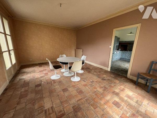 MAISON D'HABITATION A VENDRE