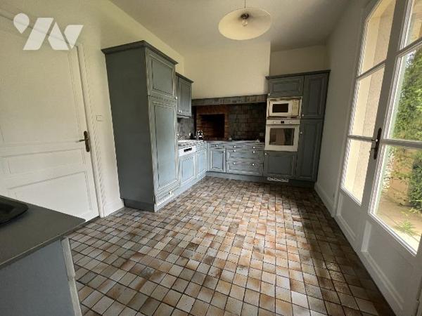 MAISON D'HABITATION A VENDRE