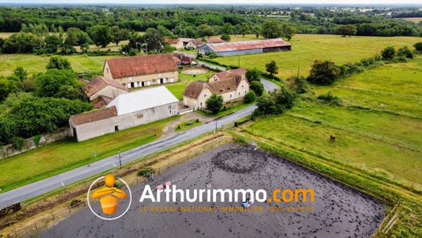 Vente Maison 15 pièces 310 m2 à Montmorillon