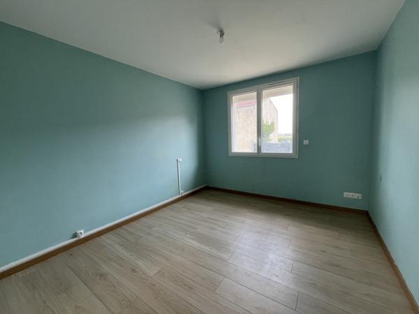 Maison 143 640 € Taizé-Aizie 6 p 152 m² DPE D