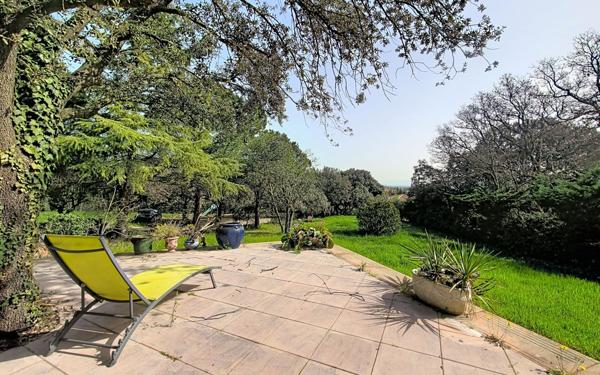 Maison à vendre    6 pièces •  Caumont-sur-Durance