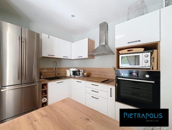 Monplaisir, immeuble Pitance, T4 de 89m2 avec balcon et parking