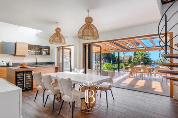 Carqueiranne, Maison 5 Chambres -  199 m² à vendre