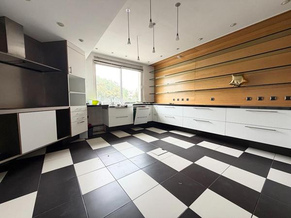 A VENDRE : T5 à LILLE • Saint maur • 650 000 € FAI • Réf. 2075