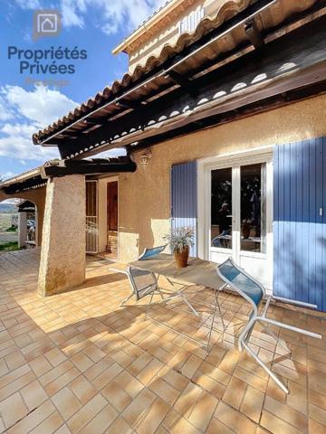 VILLA 115 m²  - TERRAIN 2 136 m² - Double salon - Carport -Fort potentiel - Saint Maximin la Sainte Baume 83470