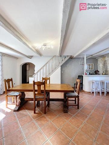 VILLA 115 m²  - TERRAIN 2 136 m² - Double salon - Carport -Fort potentiel - Saint Maximin la Sainte Baume 83470