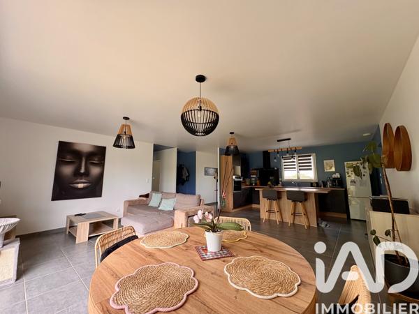 Maison à vendre 6 pièces 111 m² Saint-Pierre-d'Eyraud