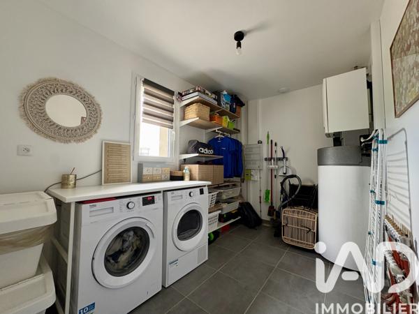 Maison à vendre 6 pièces 111 m² Saint-Pierre-d'Eyraud