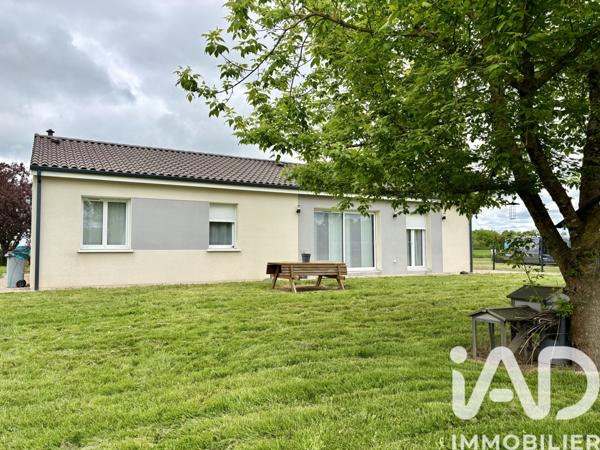 Maison à vendre 6 pièces 111 m² Saint-Pierre-d'Eyraud