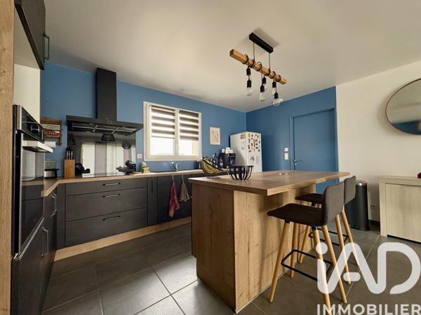 Maison à vendre 6 pièces 111 m² Saint-Pierre-d'Eyraud